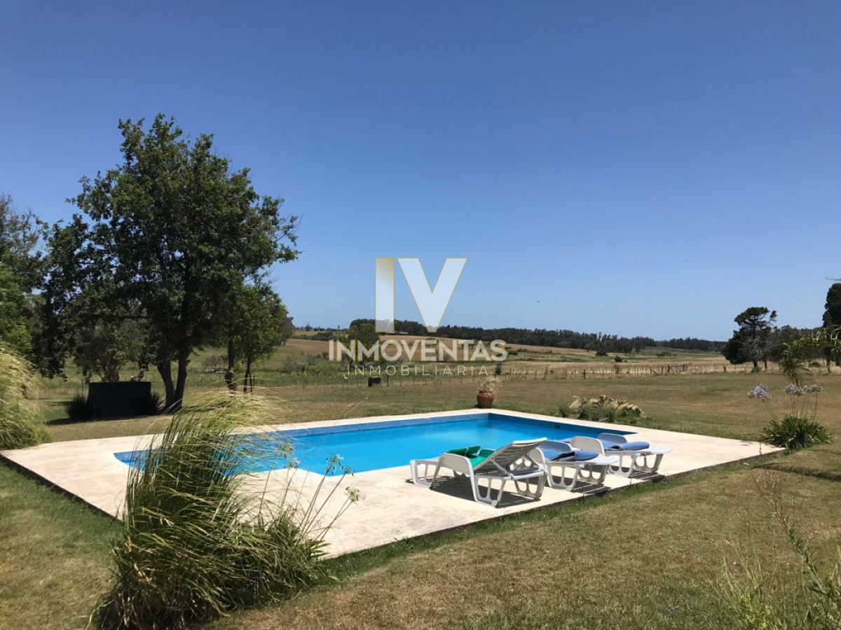 Chacra ID.319 - Chacra muy cerca de Ruta 104 y camino Eguzquiza, casa y piscina. Consulte!!!!