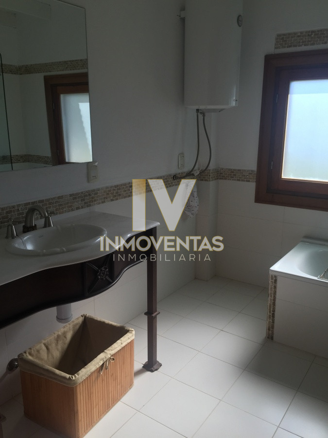 Chacra ID.318 - Chacra por ruta 104 muy cerca de Manantiales - Excelente entorno - Consulte!!!