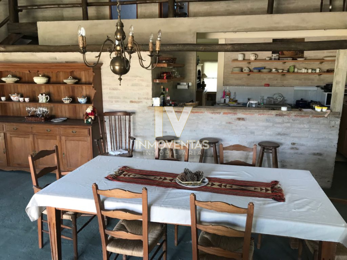 Chacra ID.319 - Chacra muy cerca de Ruta 104 y camino Eguzquiza, casa y piscina. Consulte!!!!