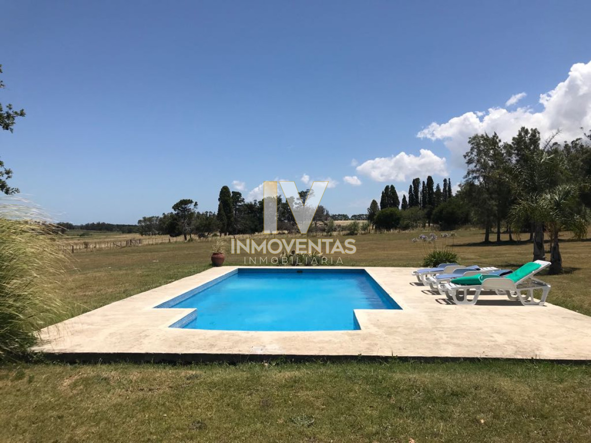 Chacra ID.319 - Chacra muy cerca de Ruta 104 y camino Eguzquiza, casa y piscina. Consulte!!!!