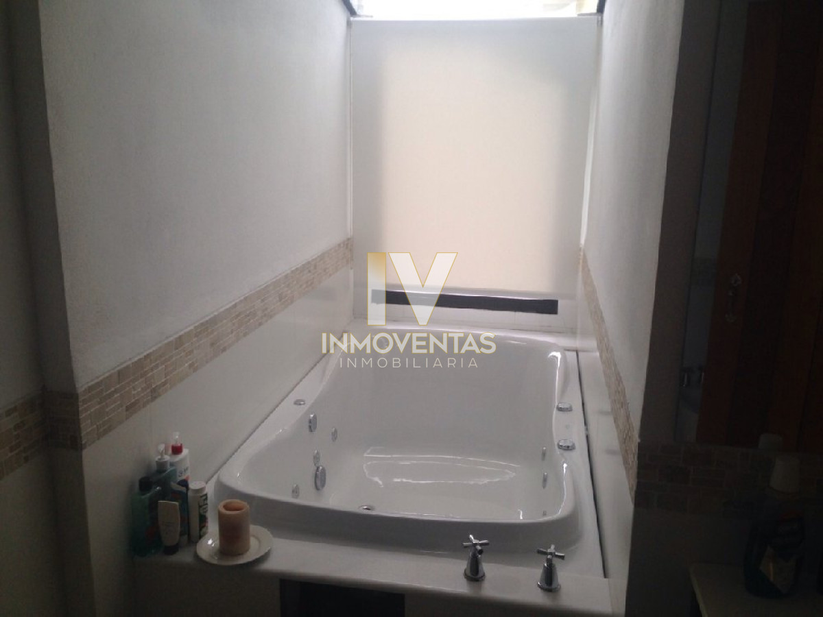 Chacra ID.318 - Chacra por ruta 104 muy cerca de Manantiales - Excelente entorno - Consulte!!!