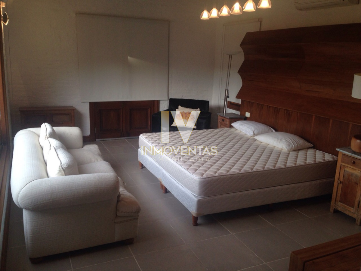 Chacra ID.318 - Chacra por ruta 104 muy cerca de Manantiales - Excelente entorno - Consulte!!!