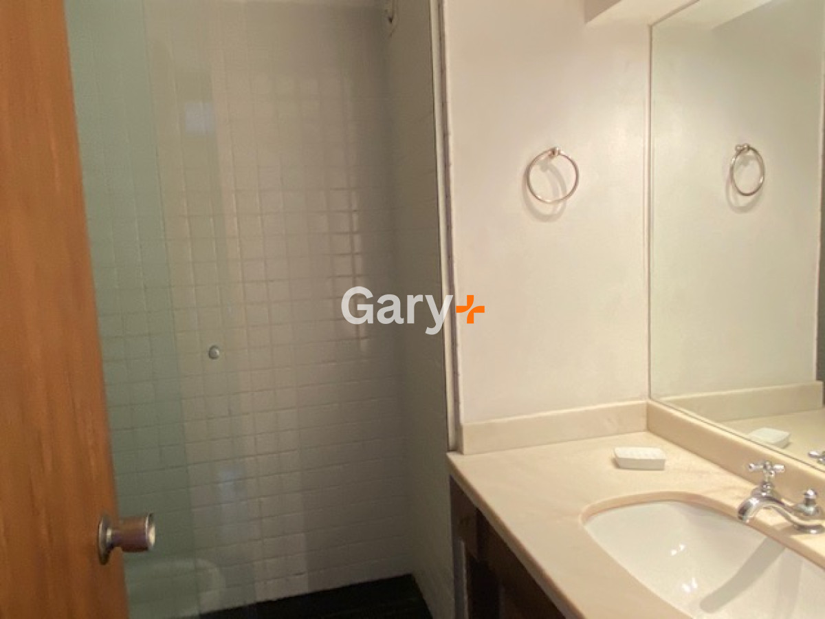Apartamento ID.24423 - Muy lindo departamento 2 domitorios 2 baños en plena entrada a la peninsula.
