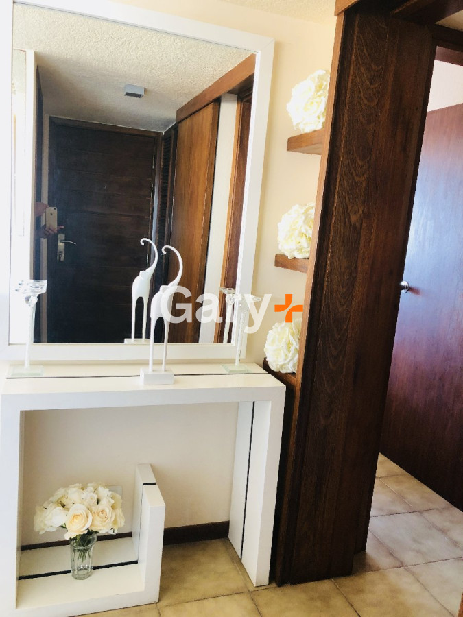 Apartamento ID.27463 - Apto de 2 dormitorios 2 baños, en la entrada de Punta del Este, Parada 1 mansa el edificio cuenta con servicio de playa en mansa y  brava.