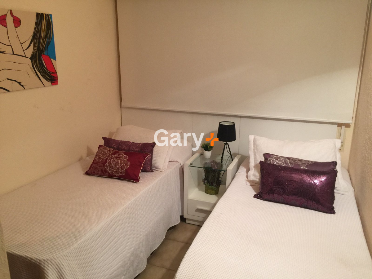 Apartamento ID.27463 - Apto de 2 dormitorios 2 baños, en la entrada de Punta del Este, Parada 1 mansa el edificio cuenta con servicio de playa en mansa y  brava.