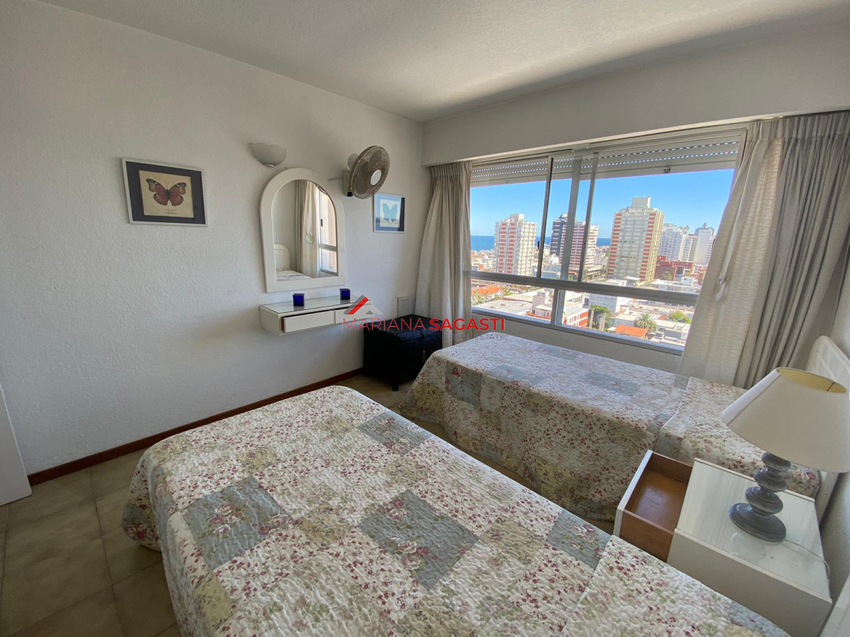 Apartamento ID.3525 - Apto en Peninsula de 3 dor, 3 baños cocina con lavadero vistas espectaculares!