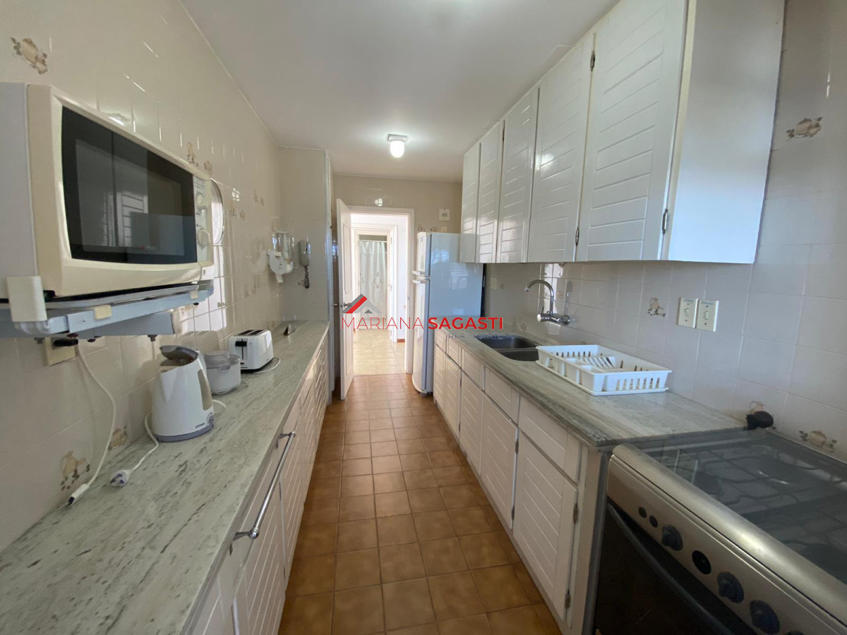 Apartamento ID.3525 - Apto en Peninsula de 3 dor, 3 baños cocina con lavadero vistas espectaculares!