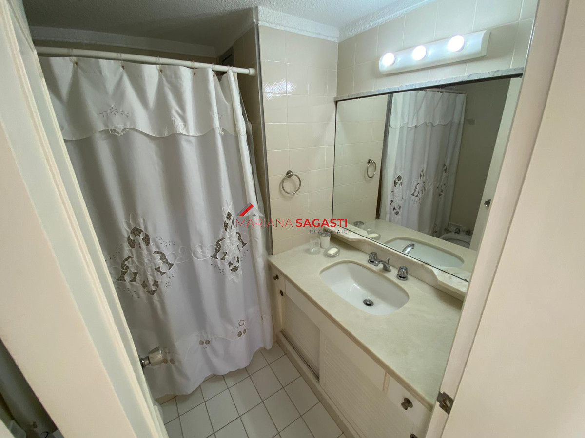 Apartamento ID.3525 - Apto en Peninsula de 3 dor, 3 baños cocina con lavadero vistas espectaculares!