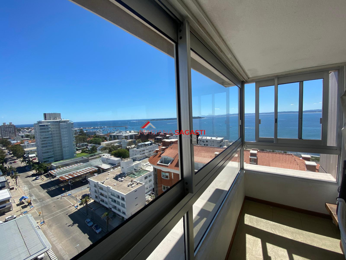 Apartamento ID.3525 - Apto en Peninsula de 3 dor, 3 baños cocina con lavadero vistas espectaculares!