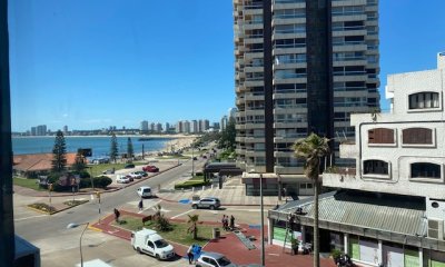Venta Apartamento de 1 dormitorio en peninsula con vista a playa