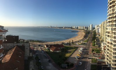 Muy buen departamento, excelentes vistas playa mansa y brava