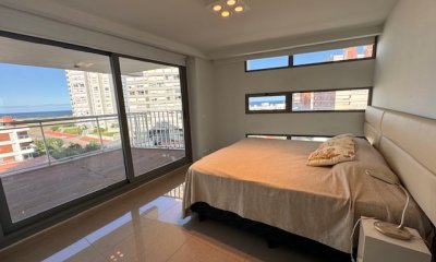 Muy buen Apartamento con vista a playa Brava - Consulte!!!!!