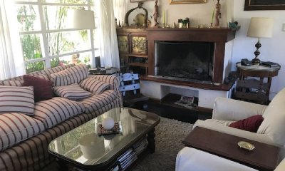 Impecable casa en playa mansa No dude en consultar