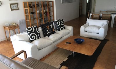 Espectacular y Amplio apartamento frente al Mar. Vista UNICA! Consultenos.