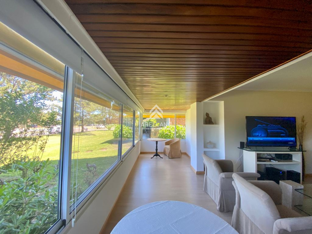 Apartamento ID.5558 - Venta Apartamento en primera linea de la rambla mansa