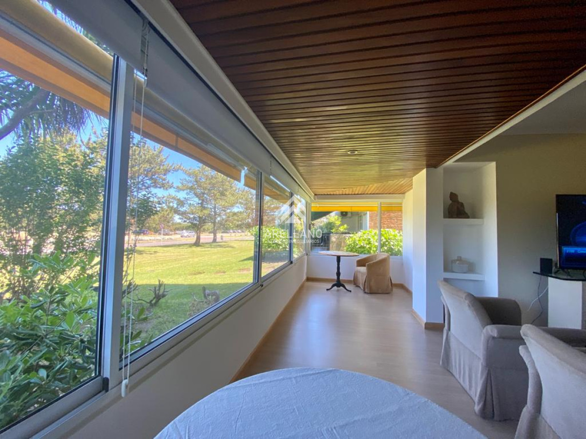 Apartamento ID.5558 - Venta Apartamento en primera linea de la rambla mansa