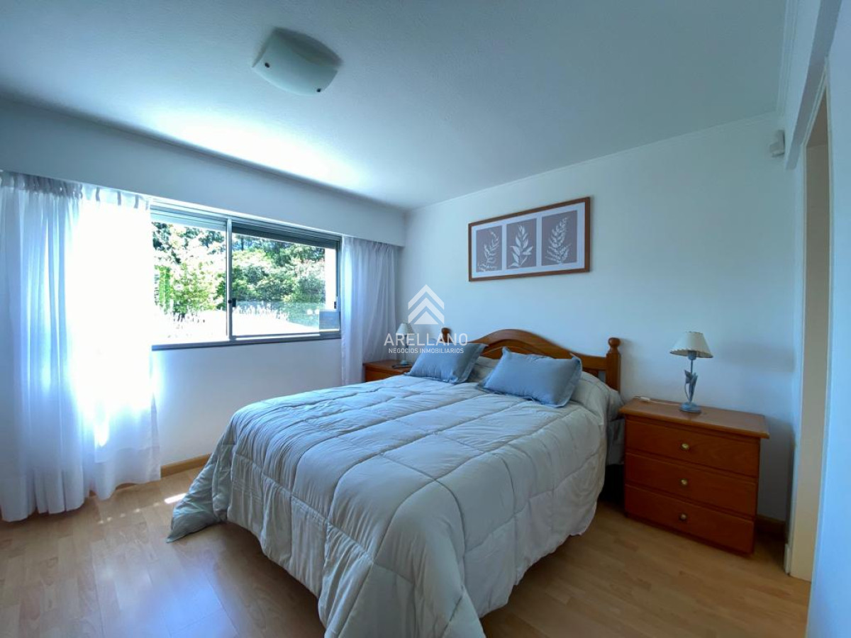 Apartamento ID.5558 - Venta Apartamento en primera linea de la rambla mansa