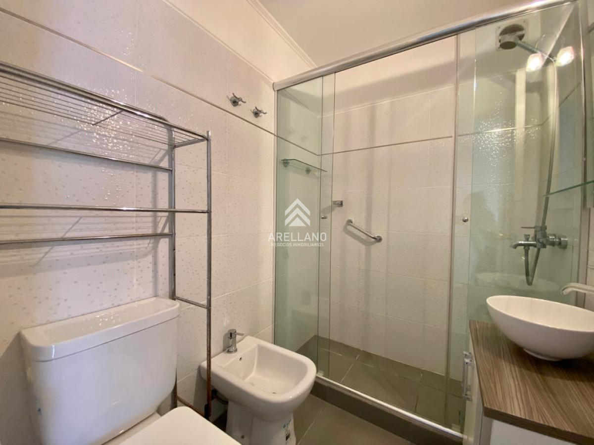 Apartamento ID.5558 - Venta Apartamento en primera linea de la rambla mansa