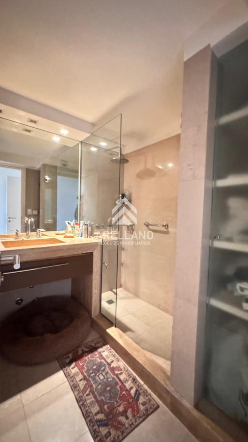 Apartamento ID.5201 - Venta apartamento 2 dormitorios frente a la playa Brava parada 3