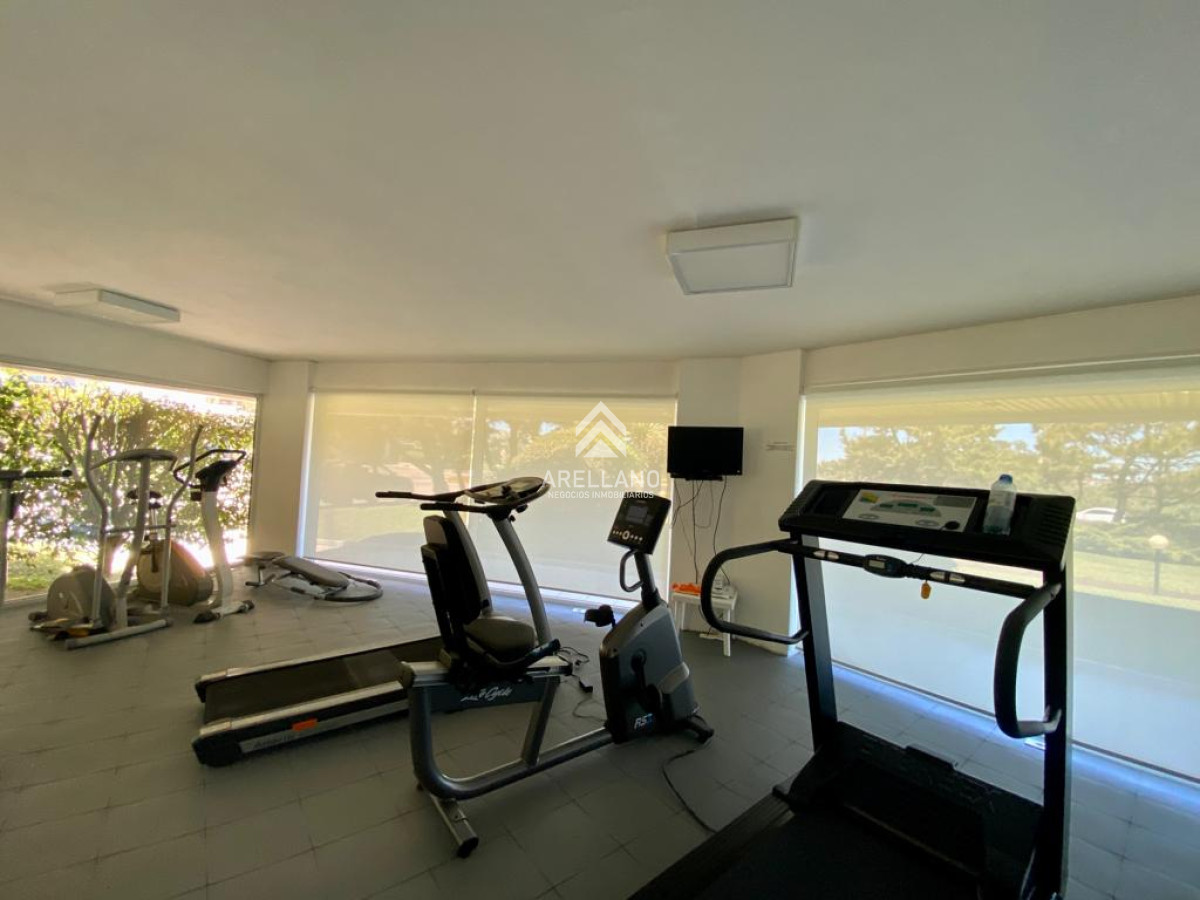 Apartamento ID.5558 - Venta Apartamento en primera linea de la rambla mansa