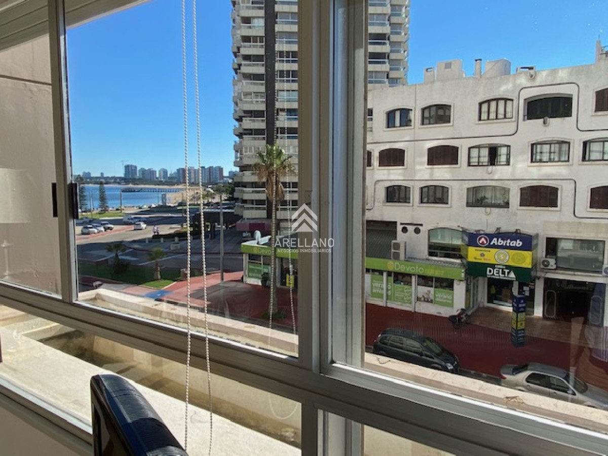 Apartamento ID.958 - Venta 2 dormitorios 2 baños Peninsula.