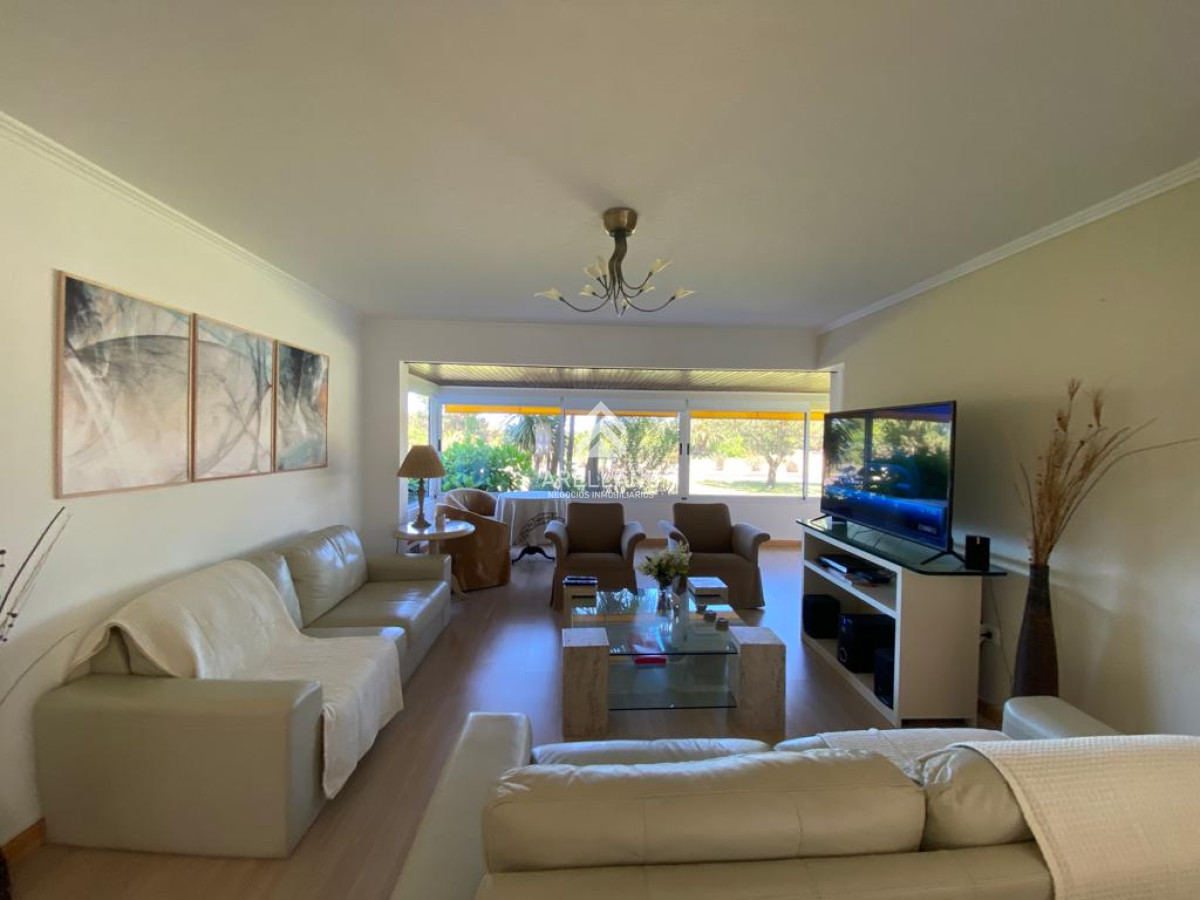 Apartamento ID.5558 - Venta Apartamento en primera linea de la rambla mansa