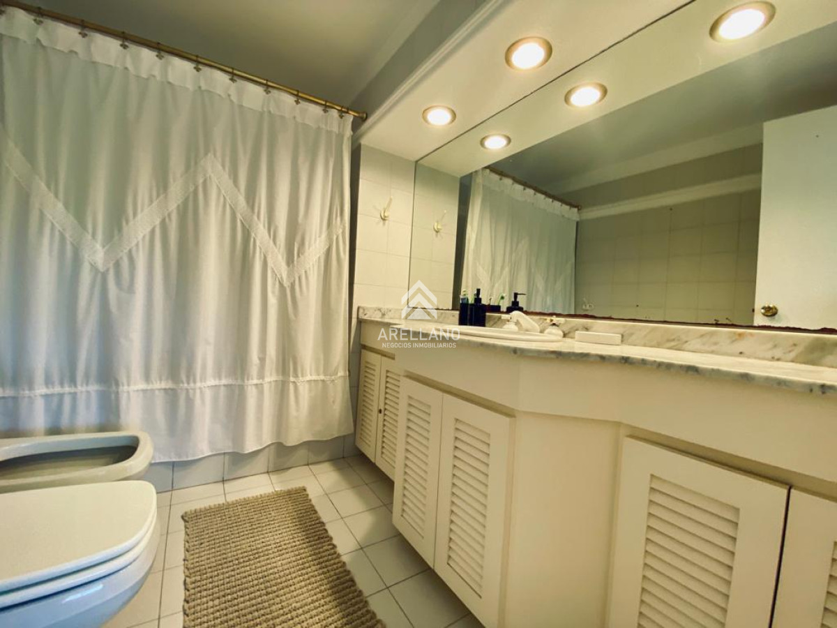 Apartamento ID.5558 - Venta Apartamento en primera linea de la rambla mansa