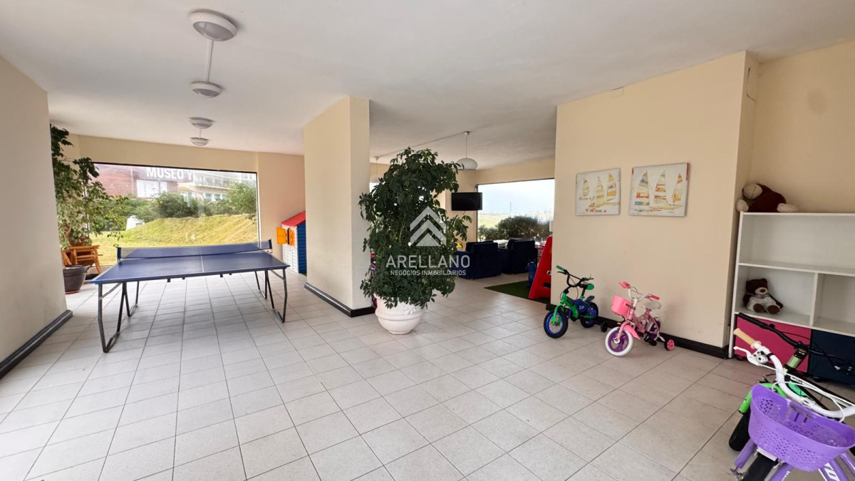 Apartamento ID.5201 - Venta apartamento 2 dormitorios frente a la playa Brava parada 3