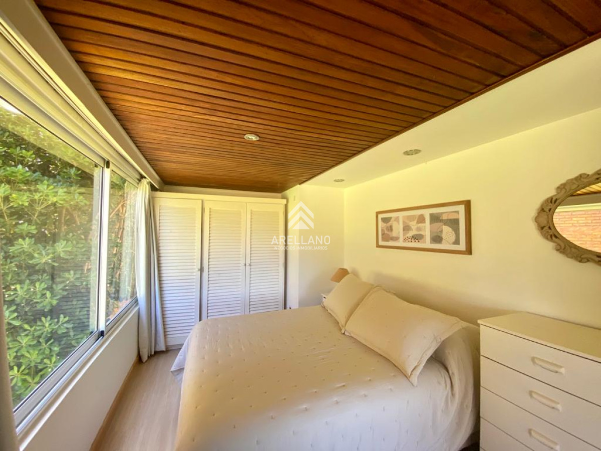 Apartamento ID.5558 - Venta Apartamento en primera linea de la rambla mansa