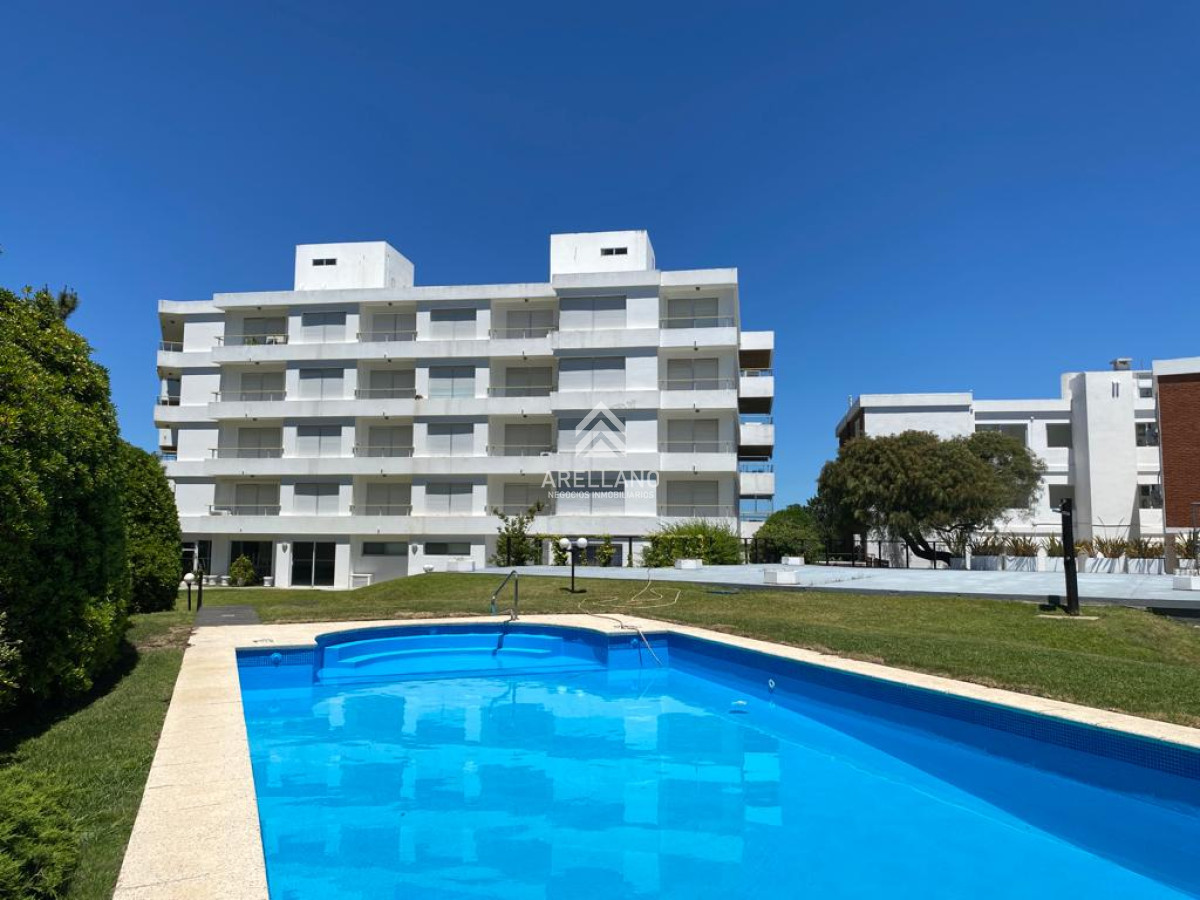 Apartamento ID.5558 - Venta Apartamento en primera linea de la rambla mansa