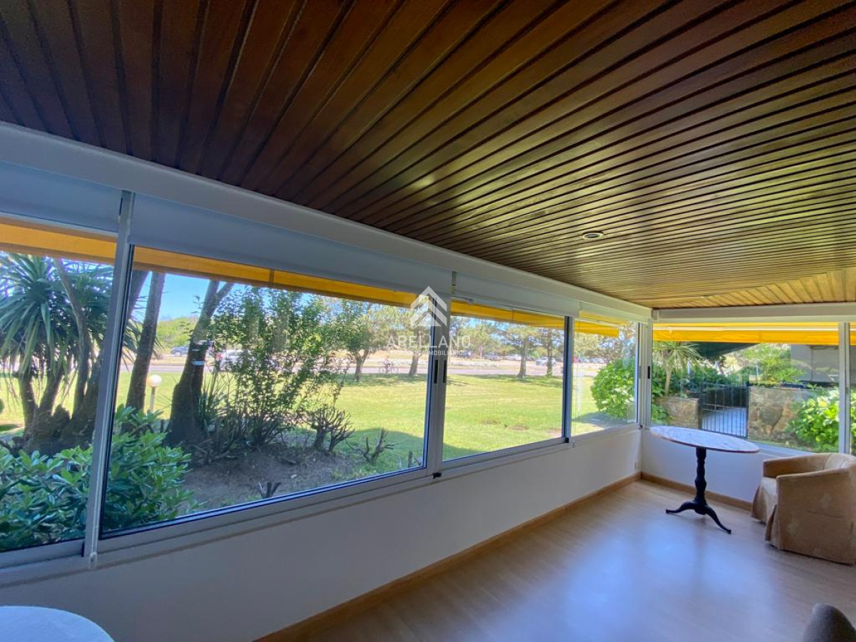 Apartamento ID.5558 - Venta Apartamento en primera linea de la rambla mansa