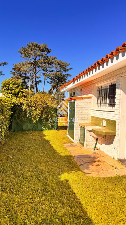 Casa ID.4353 - CASA DE 3 DORMITORIOS CERCA DEL MAR PLAYA MANSA