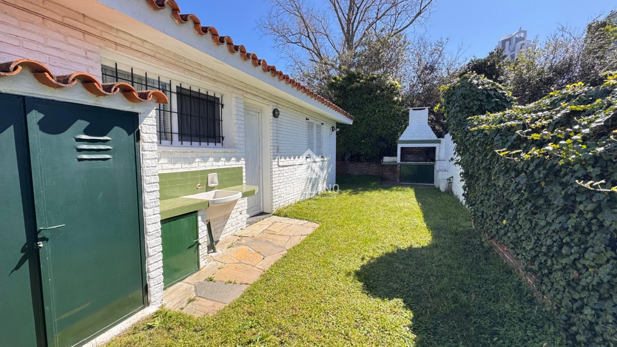 Casa ID.4353 - CASA DE 3 DORMITORIOS CERCA DEL MAR PLAYA MANSA