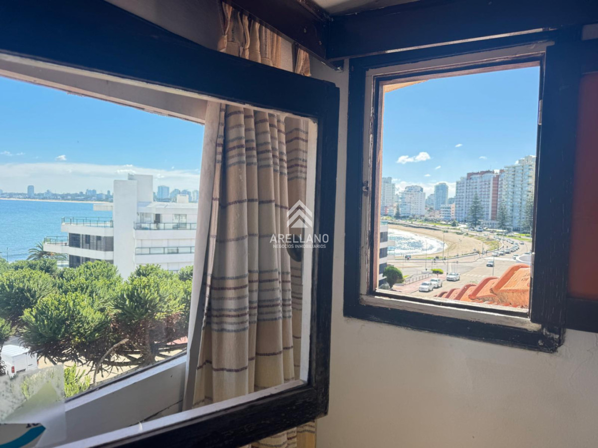 Casa ID.4819 - Casa a pasos de la rambla mansa - Apta para Hostel y gastronomía.