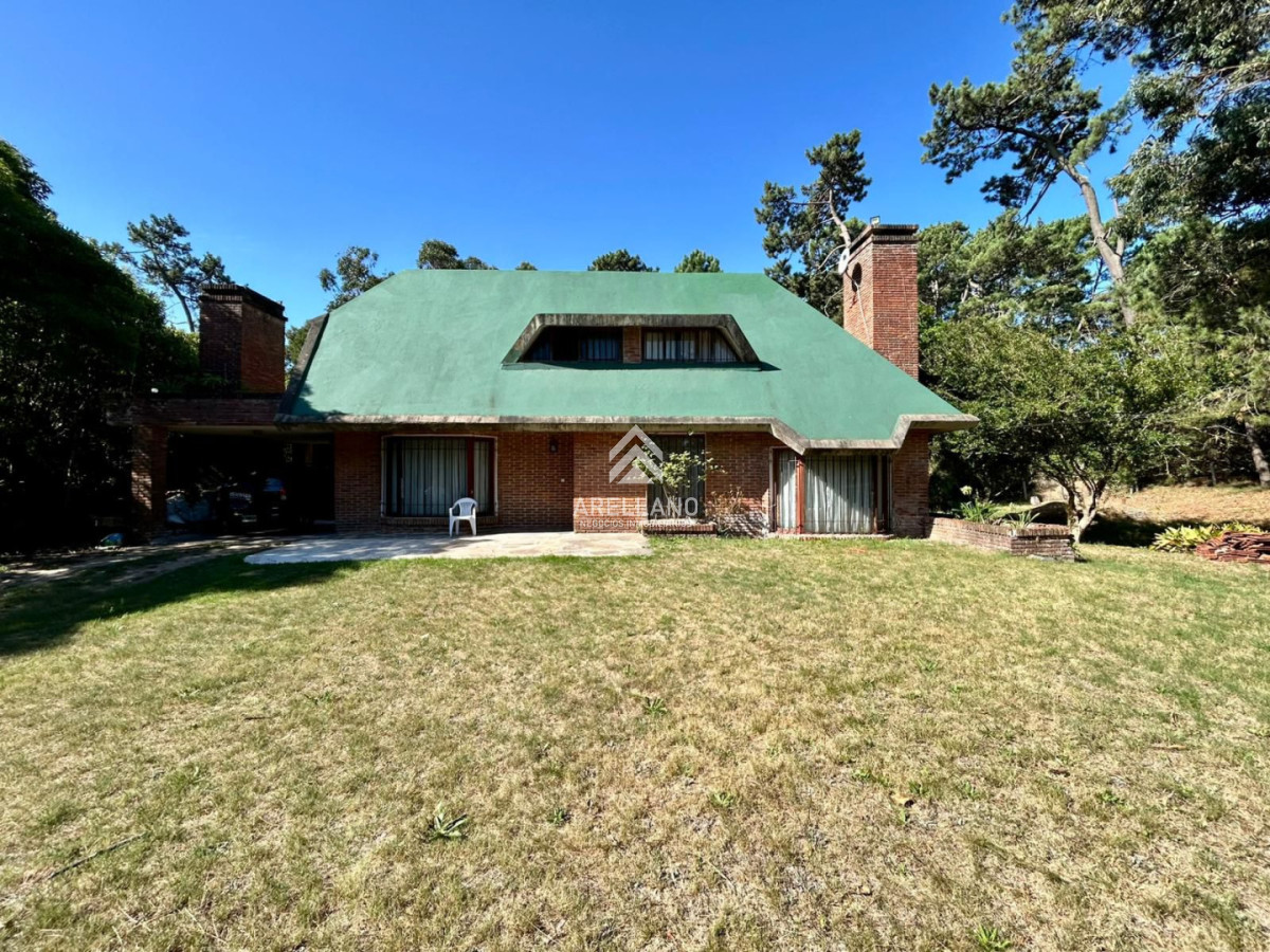 Casa ID.6143 - Venta casa 3 dormitorios  Marly