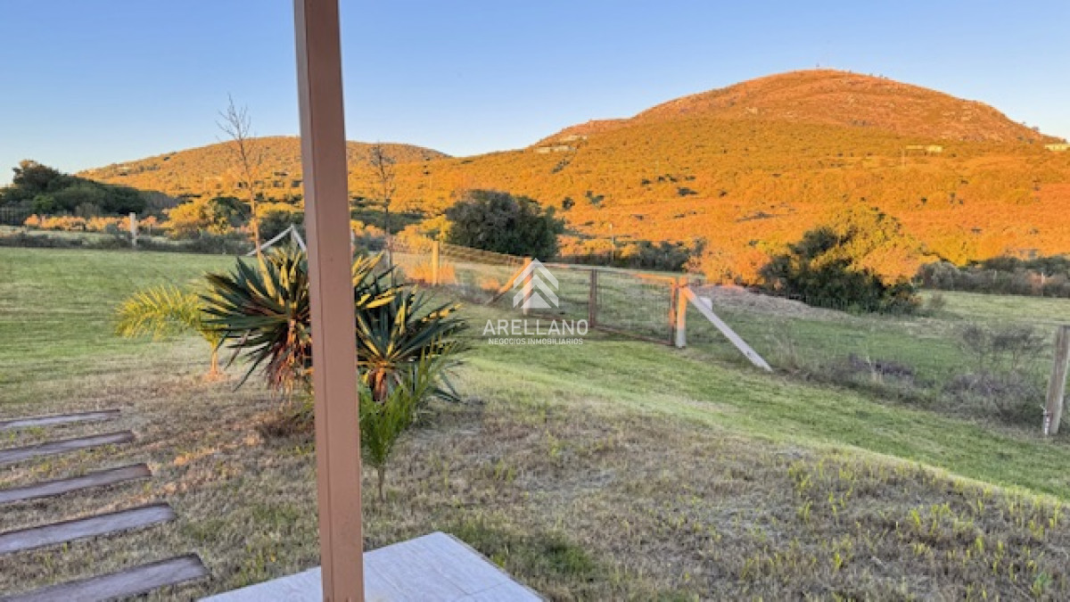 Campo Ref.3611 - Chacra de 6 has con 664 m2 - cerca de Piriapolis