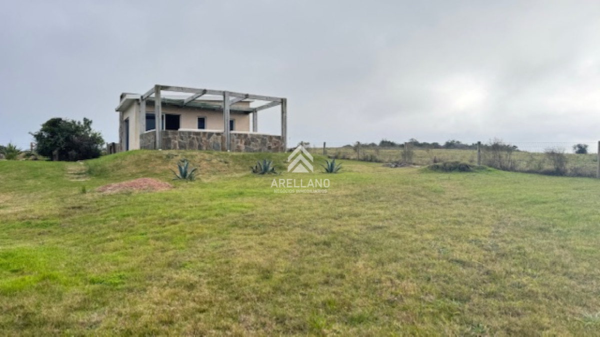 Campo Ref.3611 - Chacra de 6 has con 664 m2 - cerca de Piriapolis