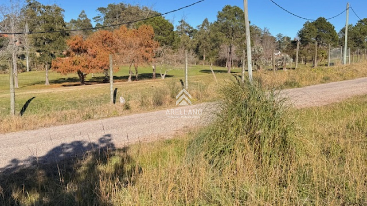Terreno ID.5200 - Terreno en Barrio del Golf con vista frente a la cancha de golf.
