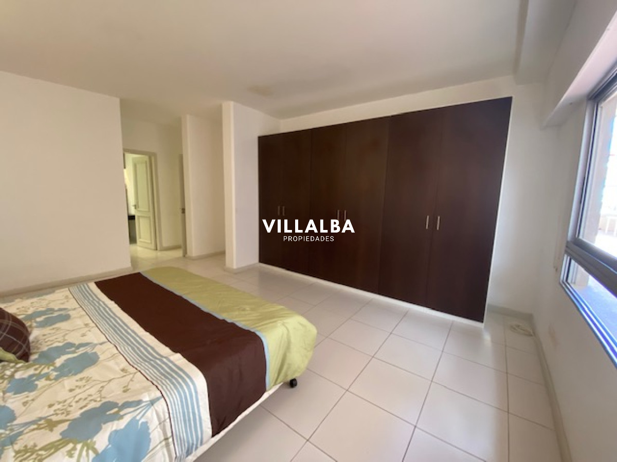 Apartamento ID.1823 - Apartamento en plena península de 3 dormitorios 3 baños mas toilette. Consulte !!!!