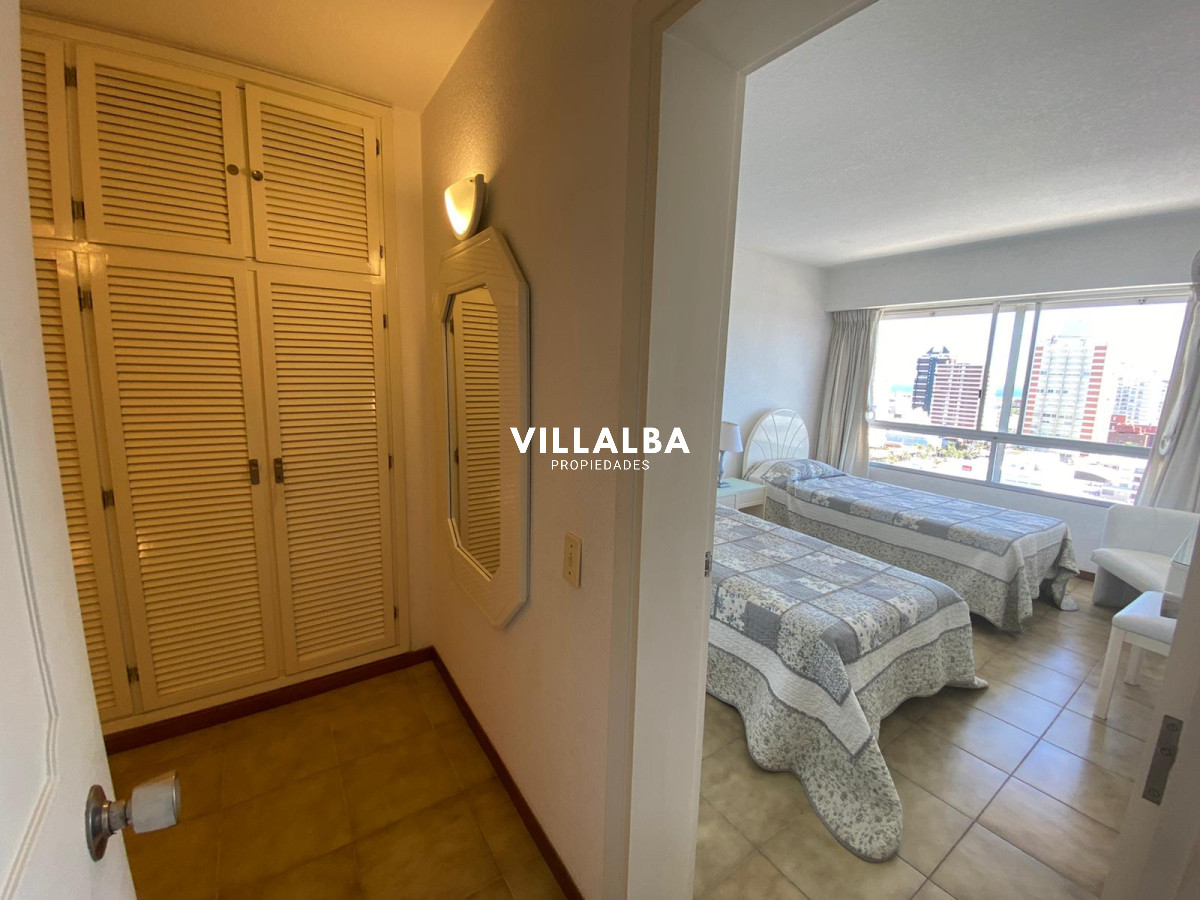 Apartamento ID.1822 - Apto en Peninsula de 3 dor, 3 baños cocina con lavadero vistas espectaculares!