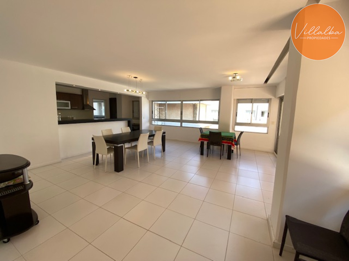 Apartamento ID.1823 - Apartamento en plena península de 3 dormitorios 3 baños mas toilette. Consulte !!!!