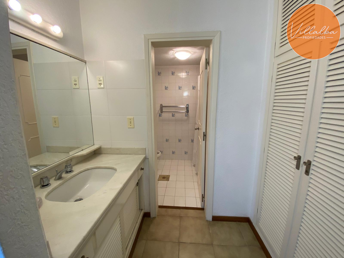 Apartamento ID.1822 - Apto en Peninsula de 3 dor, 3 baños cocina con lavadero vistas espectaculares!