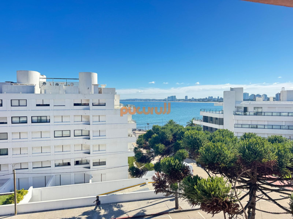 Casa ID.2109 - Casa a pasos de la rambla mansa - Apta para Hostel y gastronomía.