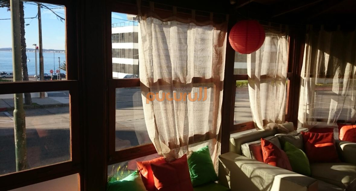 Casa ID.2109 - Casa a pasos de la rambla mansa - Apta para Hostel y gastronomía.