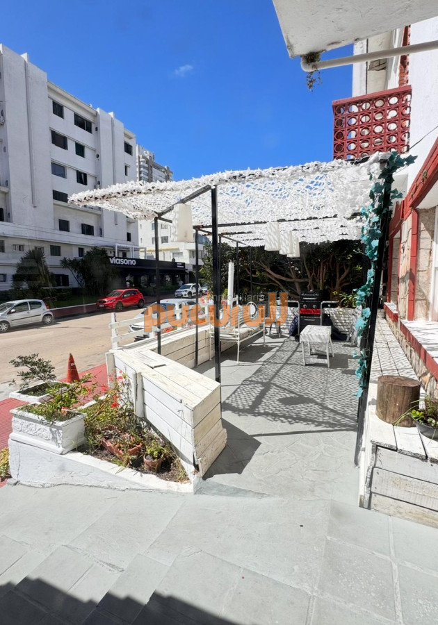 Casa ID.2109 - Casa a pasos de la rambla mansa - Apta para Hostel y gastronomía.