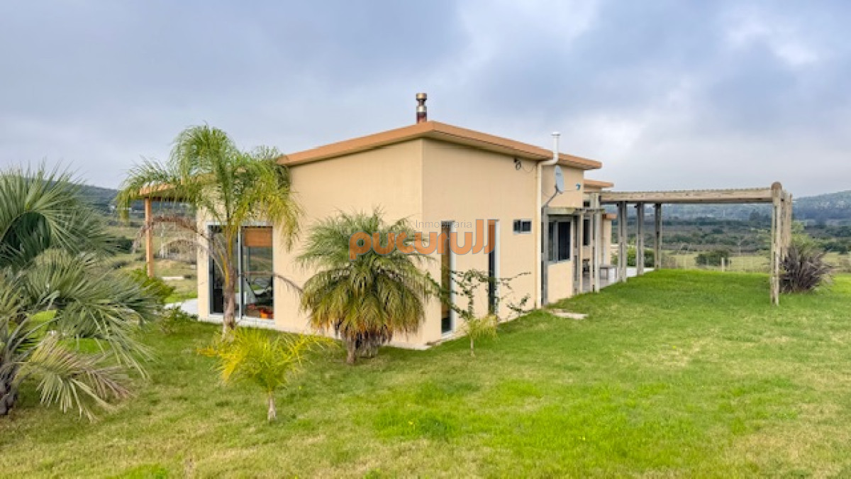 Chacra de 6 has con 664 m2   cerca de Piriapolis y del parque de fauna natural - GoPunta - Portal Inmobiliario de Punta del Este - Maldonado