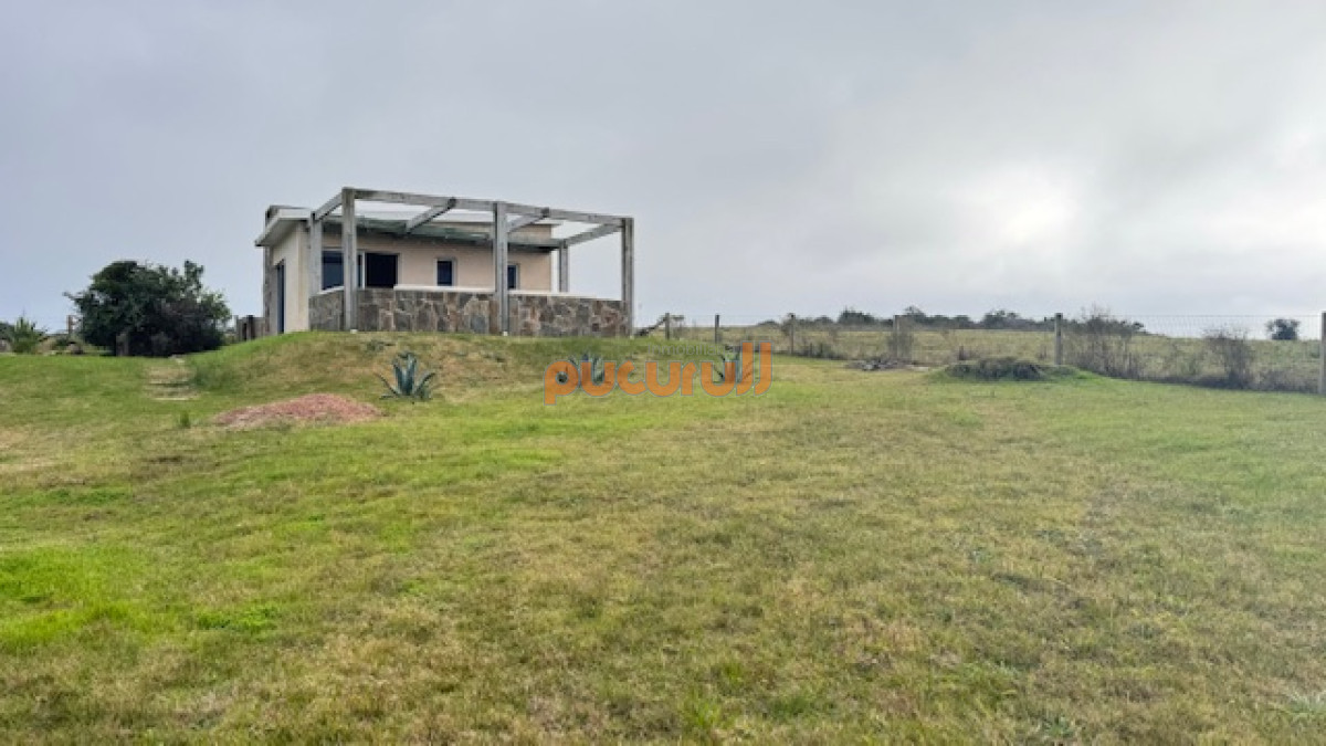 Campo Ref.1742 - Chacra de 6 has con 664 m2 - cerca de Piriapolis y del parque de fauna natural