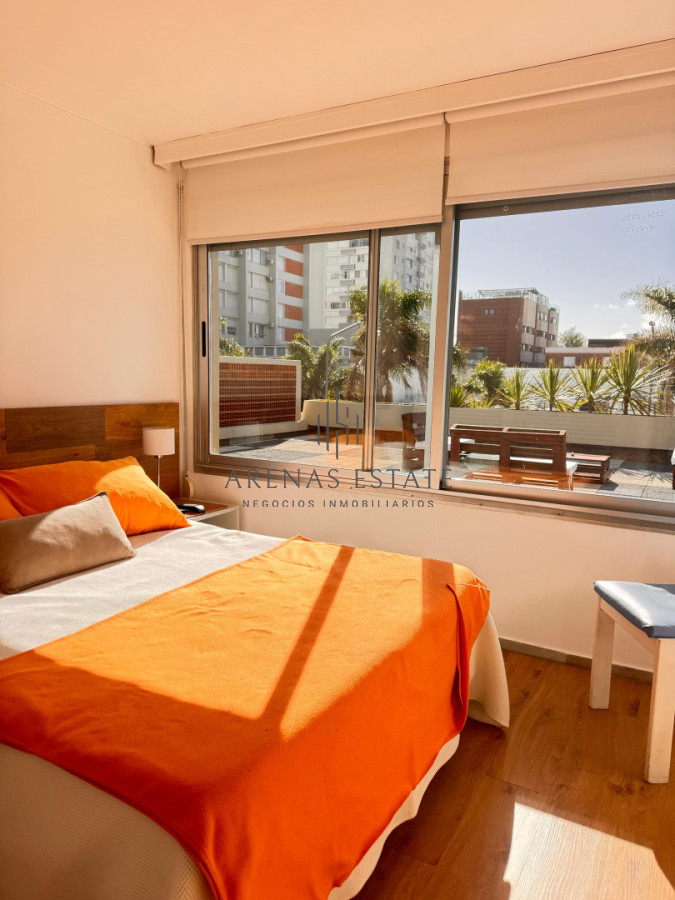 Apartamento ID.4481 - APARTAMENTO EN PLENA PENINSULA CUENTA CON EXCELENTE TERRAZA