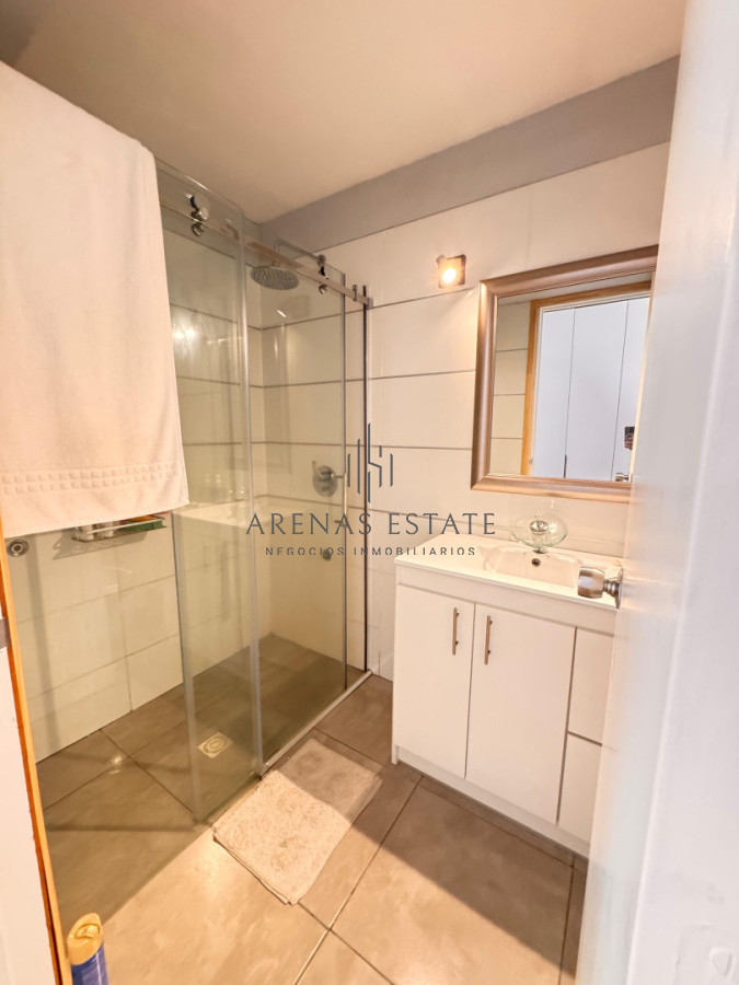 Apartamento ID.4481 - APARTAMENTO EN PLENA PENINSULA CUENTA CON EXCELENTE TERRAZA