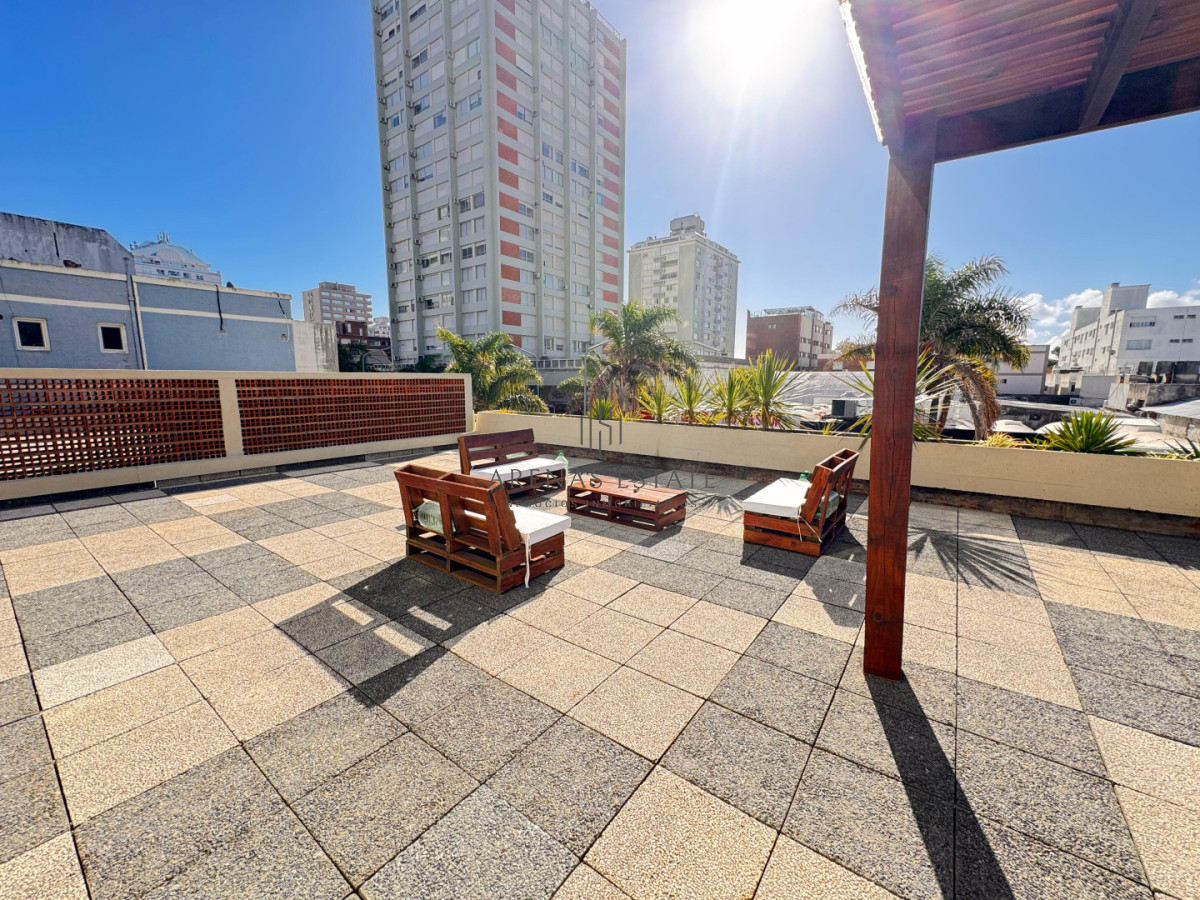 Apartamento ID.4481 - APARTAMENTO EN PLENA PENINSULA CUENTA CON EXCELENTE TERRAZA
